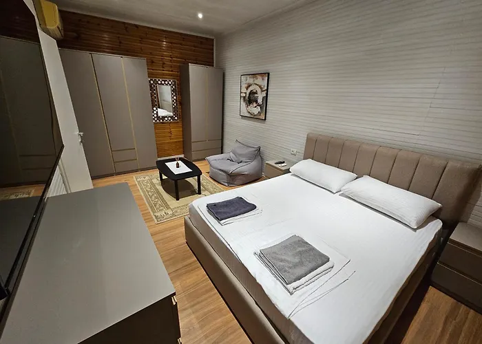 Studio Apartment Near Pazari Ri